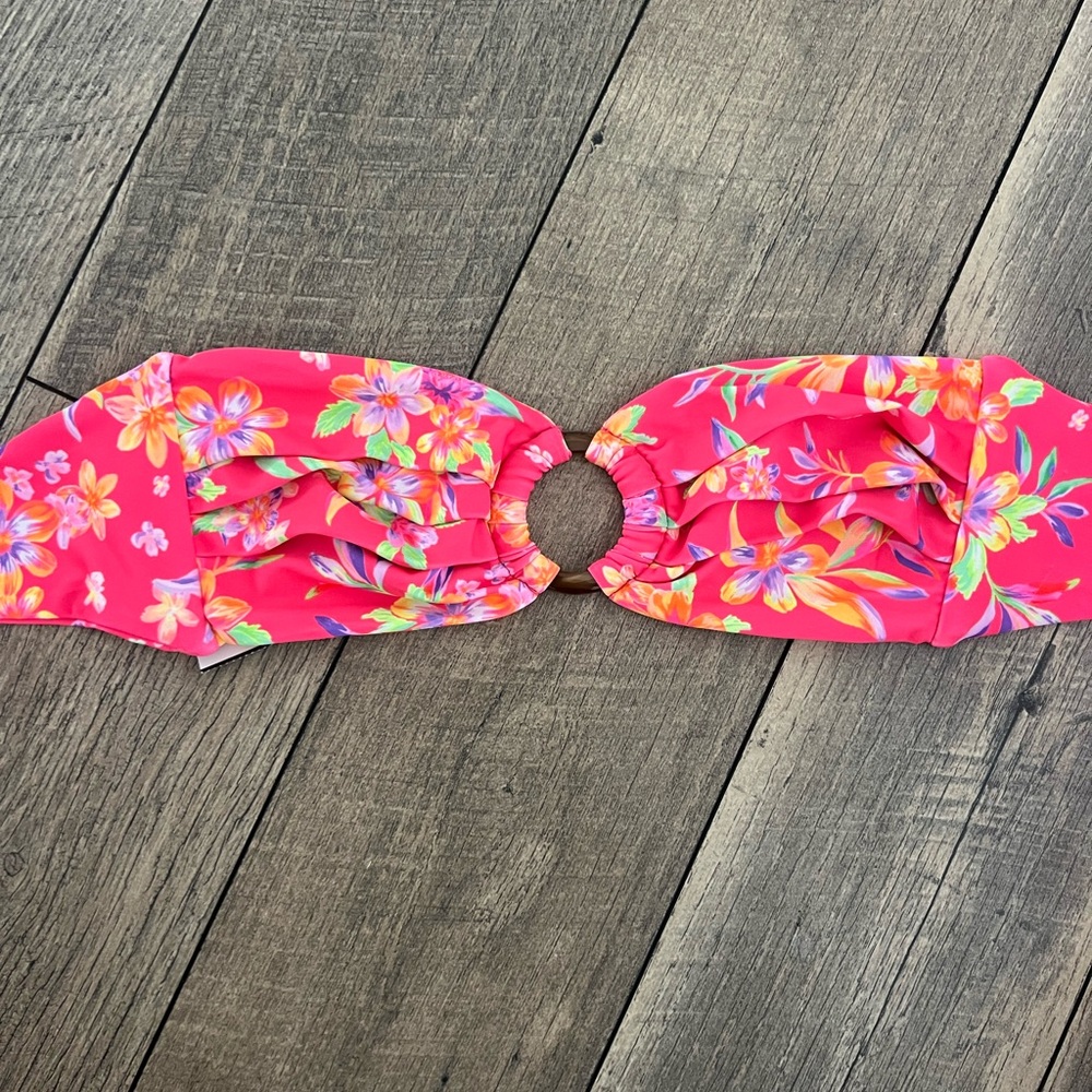 kulani kinis top